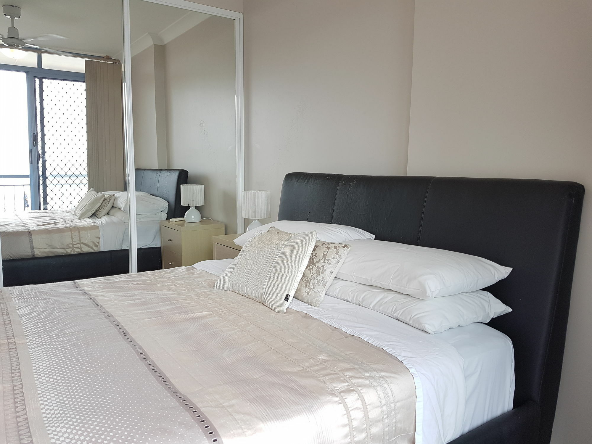 Newcastle Short Stay Accommodation - Sandbar Newcastle Beach Buitenkant foto